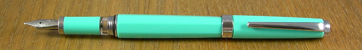 The TWSBI Classic in its 2017 limited edition turquoise.